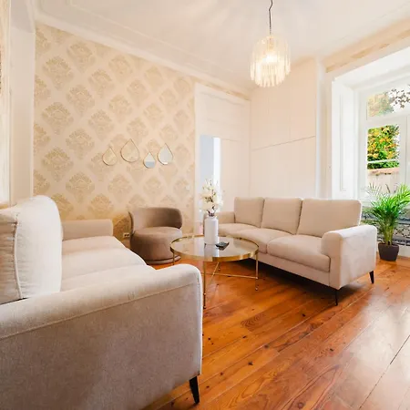 Spacious - 6 Bed - Super - Lux Daire *