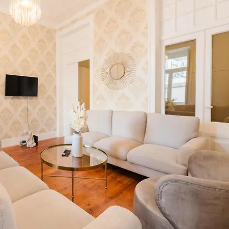 Center Iconic 6br Luxury Wac Lägenhet *