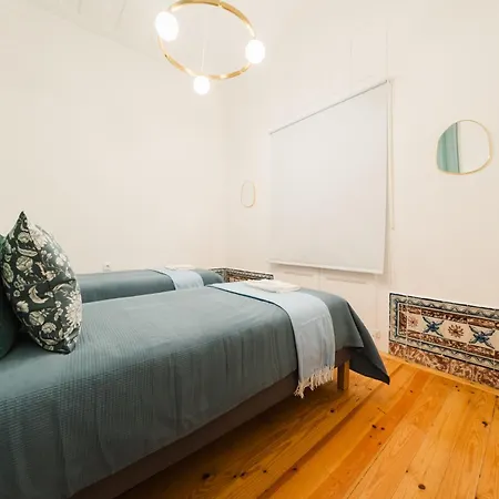 Spacious - 6 Bed - Super - Lux Apartment