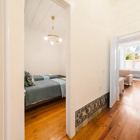 Center Iconic 6br Luxury Wac