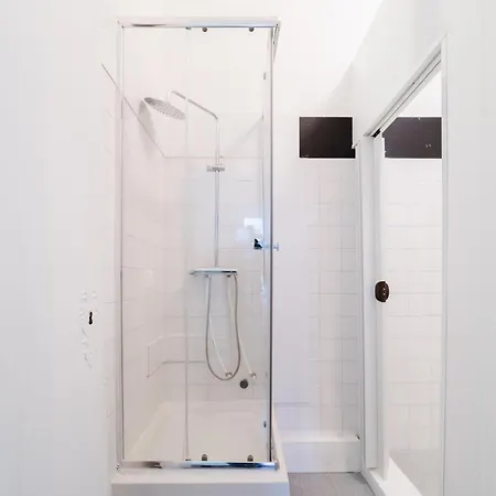 Spacious - 6 Bed - Super - Lux Διαμέρισμα