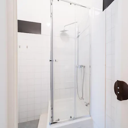 Spacious - 6 Bed - Super - Lux Lisbon