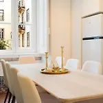 Appartement Iconic 6br Luxury In Center Lissabon